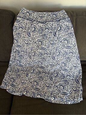 Women's Blue and White Paisley Athletic A-Line Skirt